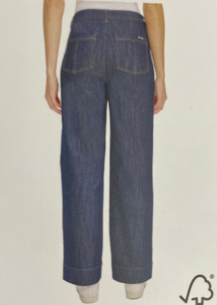 DKNY JEANS