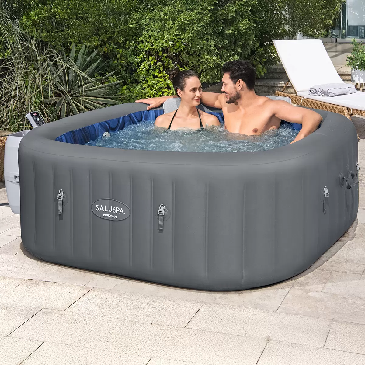 SALUSPA SPA INFLABLE CORONADO PARA 4-6 PERSONAS