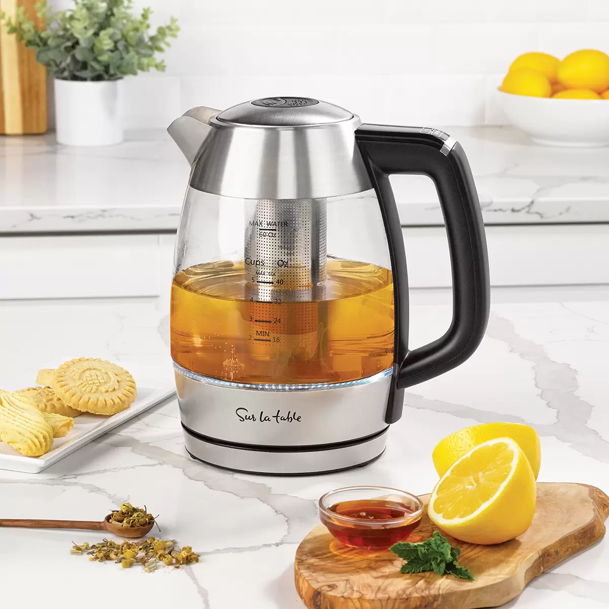 DIGITAL KETTLE WITH INFUSER
