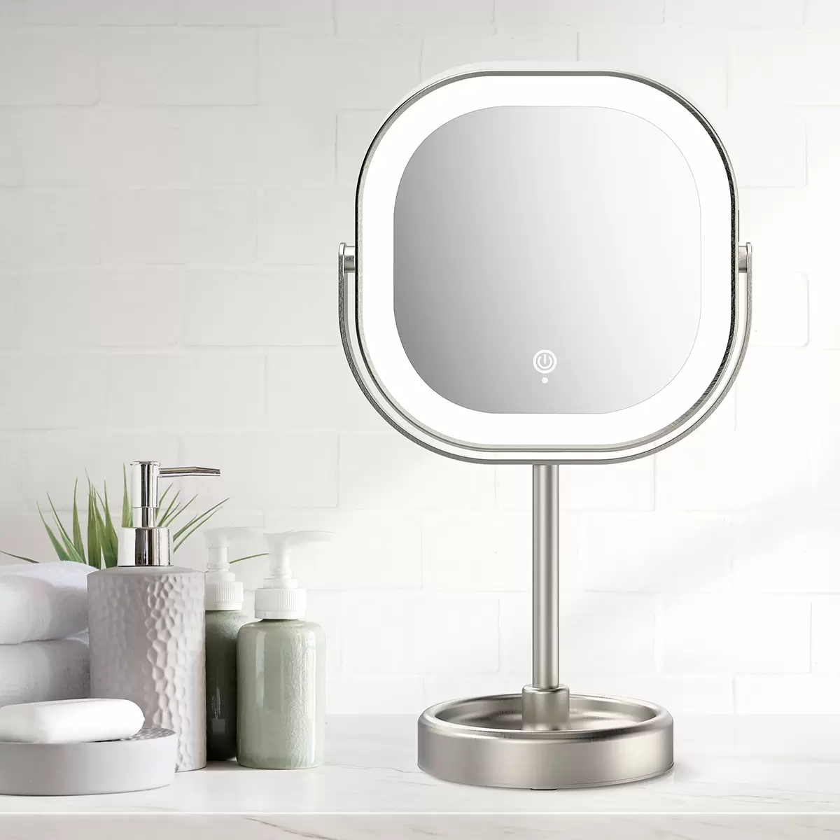 ESPEJO CON LUZ LED YAUMENTO1X/10X CONAIR
