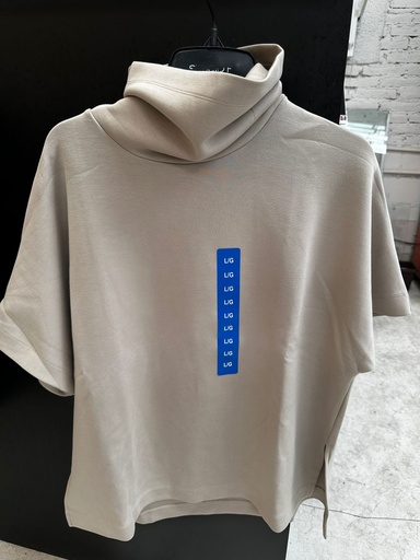 [0004690] Playera Kersh con Cuello de Tortuga 