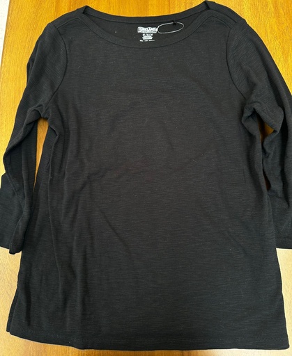 [0004692] Playera Kirkland Signature Negra 